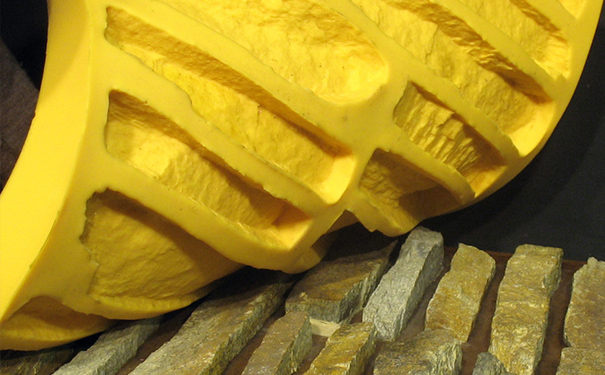 模具硅膠翻模多久才會干 ？